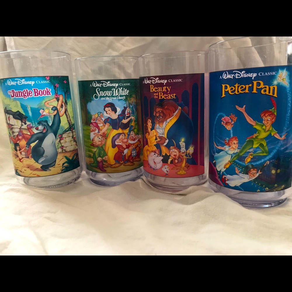 💥Collectors Edition BK Disney Plastic Cups💥